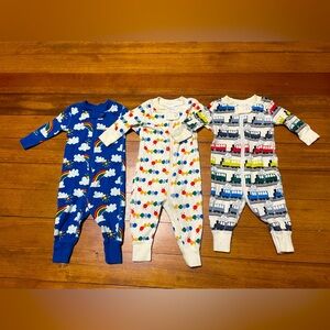 Hanna Andersson Rainbow, Caterpillar & Train Zip Up Pajamas Size 50 cm 0-3 Month